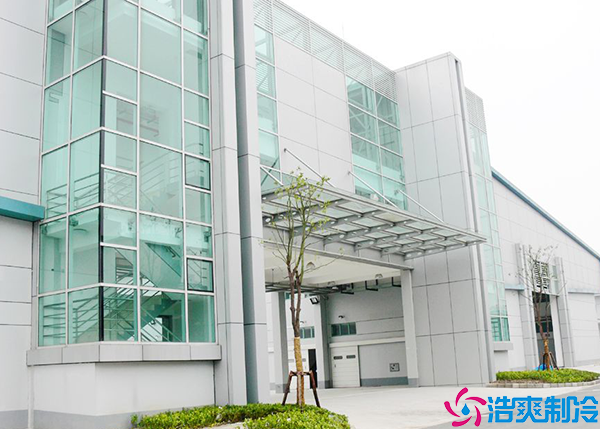 菠萝蜜在线观看喷涂